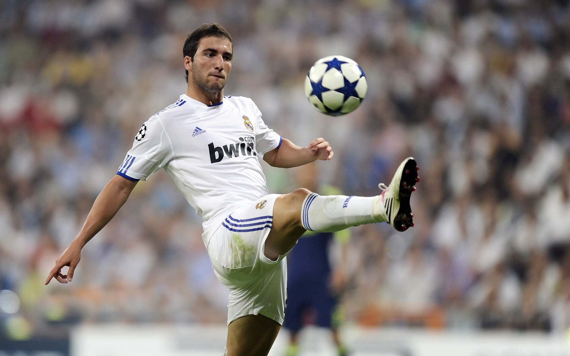 开云体育中国-萨内导演决胜局，墨西哥如何用非美式足球击碎美国梦