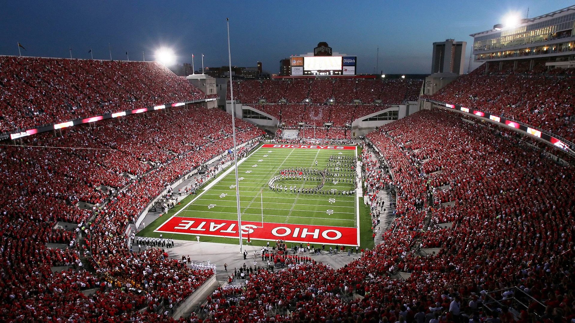 火力压制与速度统治，当赛道成为新战场