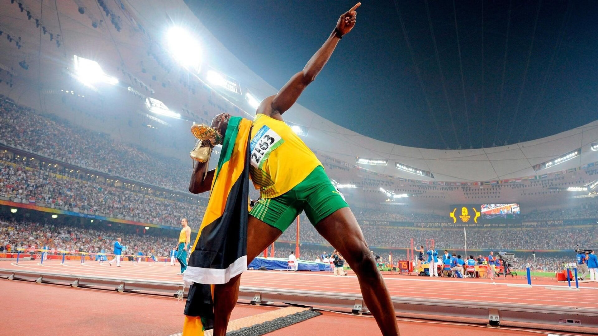 卢卡库实力正名，贝蒂斯力克利物浦谱写争冠新篇